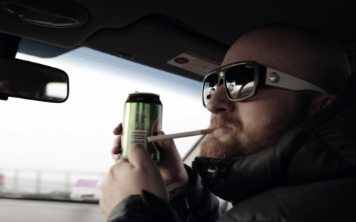 Ude Af Kontrol – Skru op
